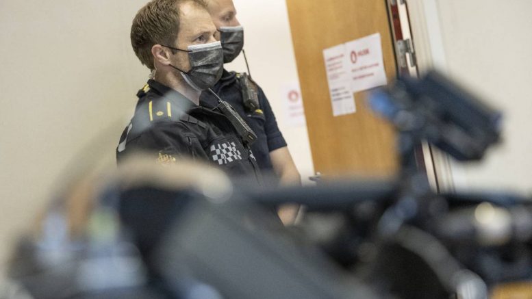 La police au tribunal