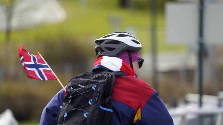 Cycliste - Drapeau norvégien