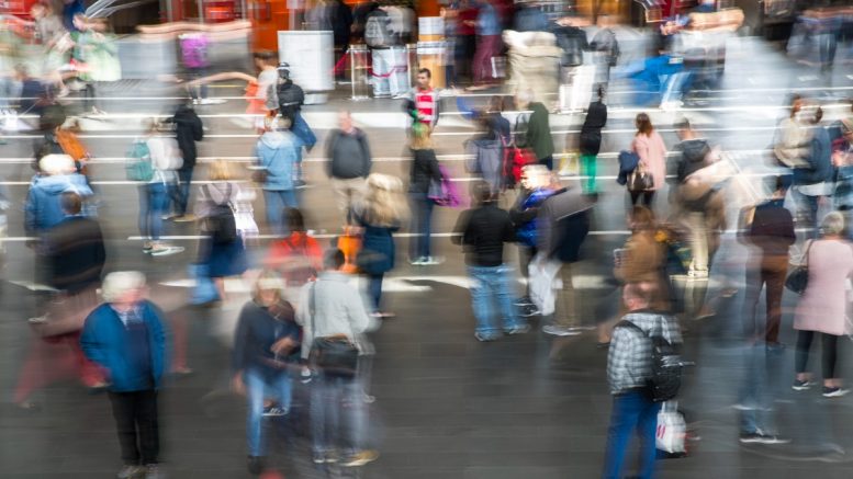 Foule d'Oslo S - personnes