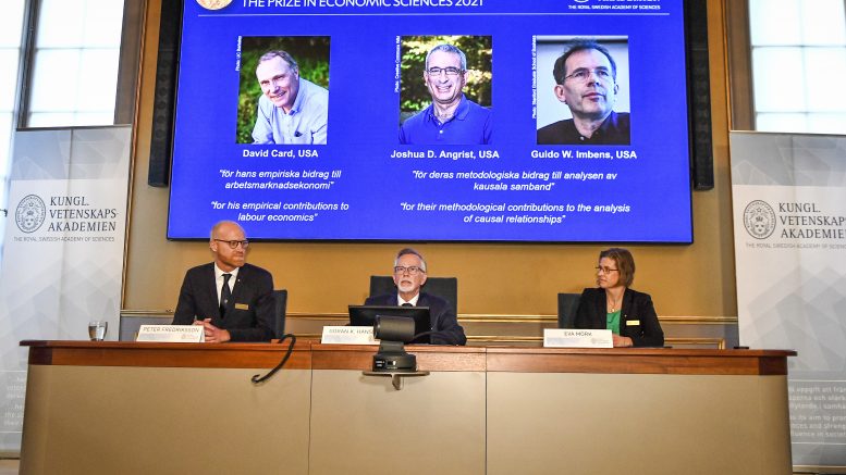 Remise de la médaille du prix Nobel d'économie
