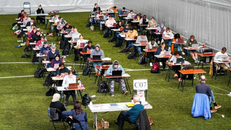 Examens étudiants