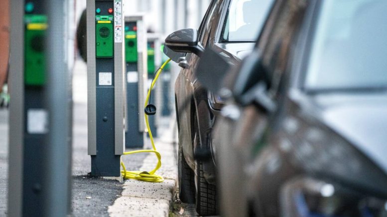 Chargeur - voiture électrique