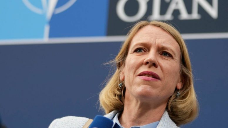 Anniken Huitfeldt - OTAN