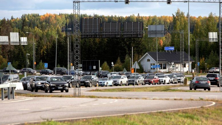 Frontière finlandaise